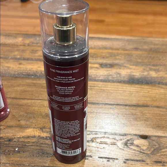 Bath & Body Works Bright Christmas Morning Fragrance Mist - Red and Gold - Picture 2 of 2